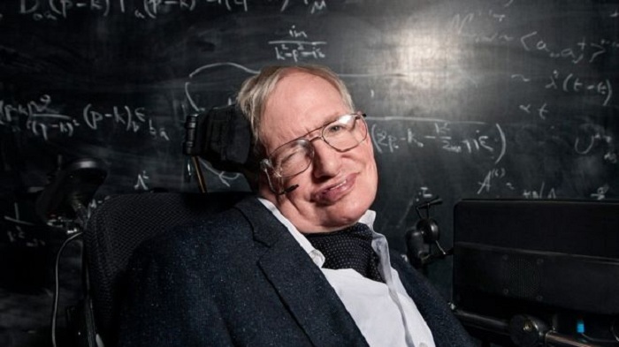 Stephen Hawking warns AI 'may replace humans altogether'